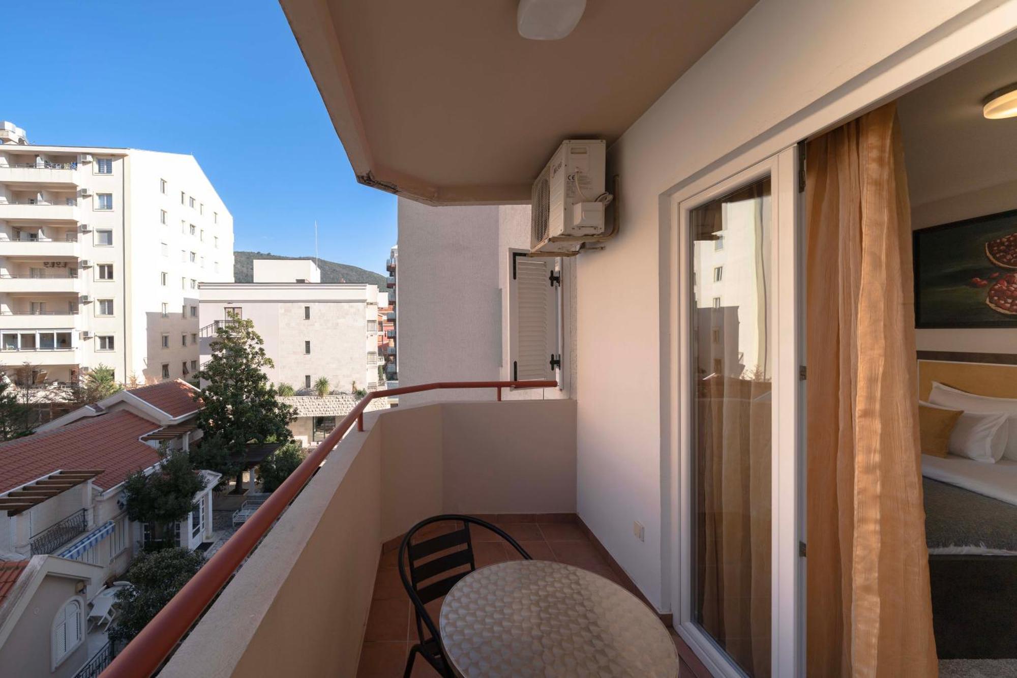 Boutique Hotel Momentum By Aycon Будва Стая снимка